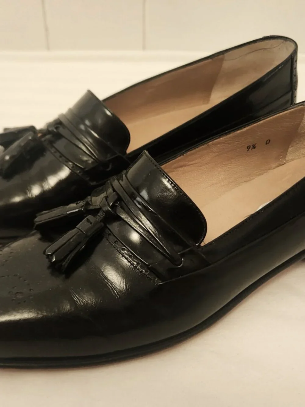 Bally men's loafers 9.5 black tassel Brisbane Italy